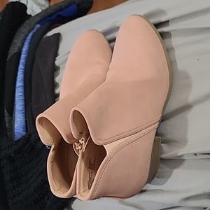 Pink suede bootie